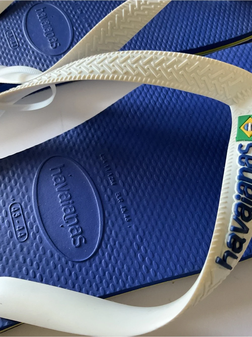 HAVAIANAS MENS FLIP FLOPS BLUE WITH WHITE SIZE 11/12 NWOT EU 45-46